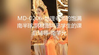 就喜欢这种有点小肚子的妹子操起来肉肉的