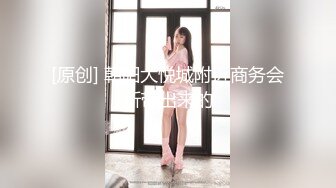 漂亮黑丝人妻 3洞全插舒服吗 舒服 叫骚一点 好像出血了 极品大奶老婆被两个单男双洞同插