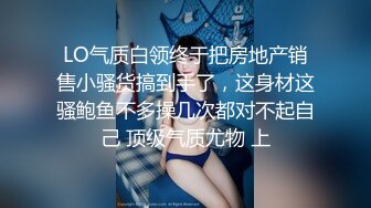 商场女厕全景偷拍长发美女的微毛小嫩鲍