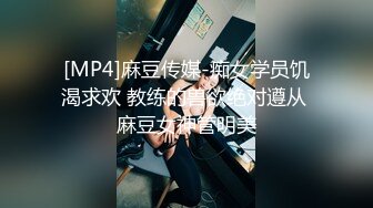 被海角乱伦视频荼毒无法自拔的小哥搞姐弟乱伦??修成正果强上来大姨妈的无毛白虎姐姐