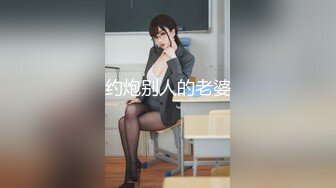 可爱日本女孩和男友酒店开房 口交技术日益成熟