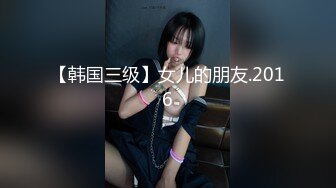 给情人打电话操着别的女人：我骗你干啥，你妈喂药了吗   女：我问你件事，你那个电视小声了吗，你就关了吧！