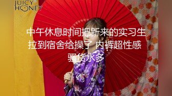 嫩模小白兔！极品尤物乖巧美女！脱下内衣展示好身材，埋头吸吮大屌，主动骑乘位操逼